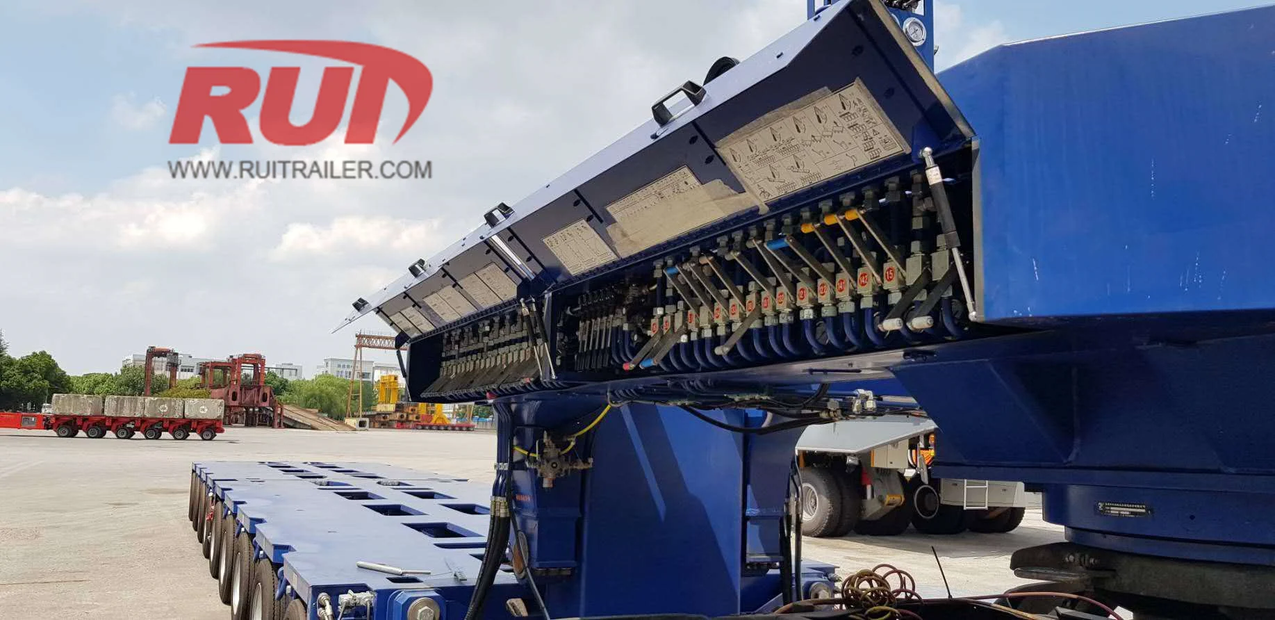 Custom multifunctional hydraulic modular trailers