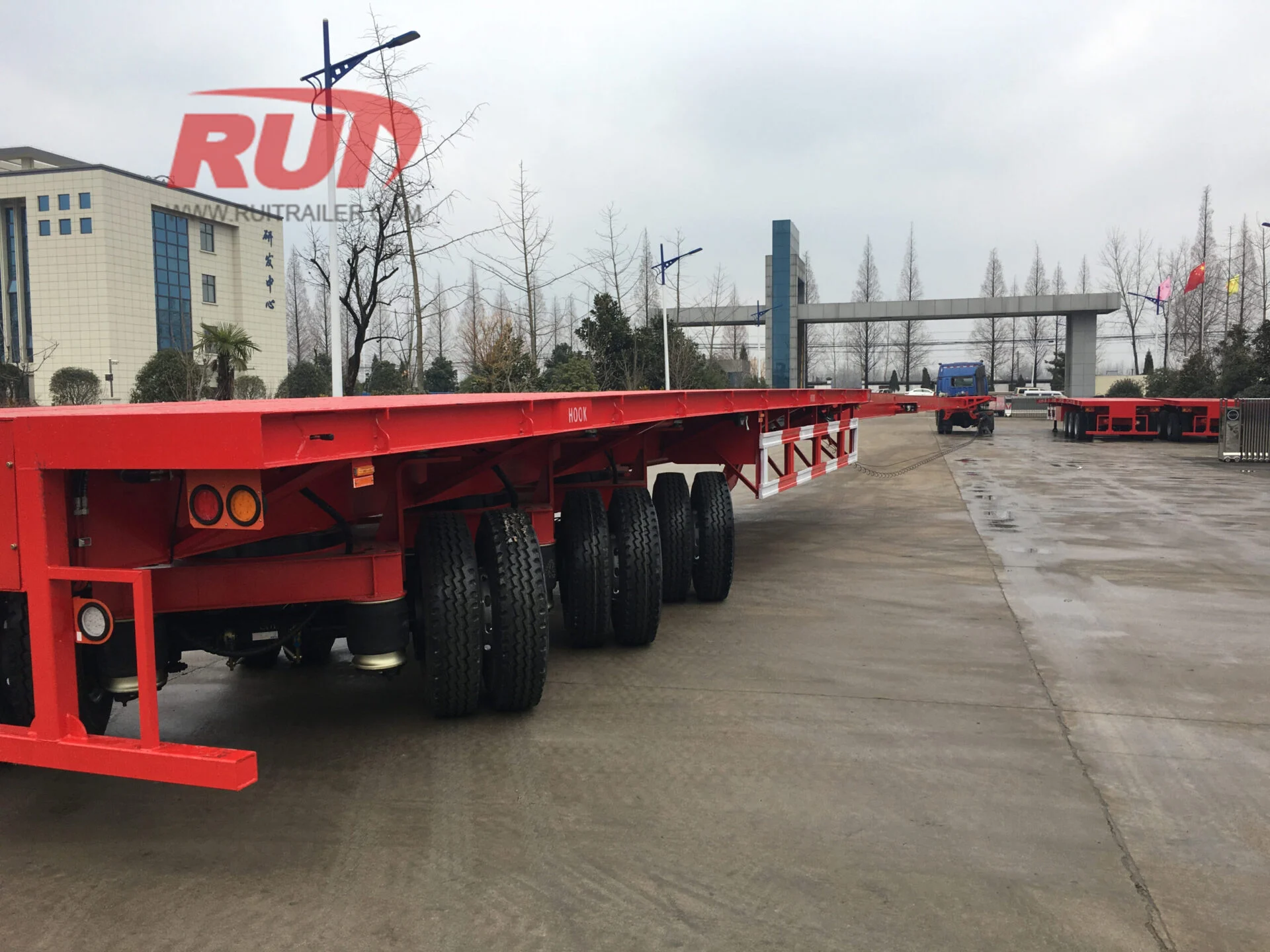 Extendable Wind Blade Trailer in operation