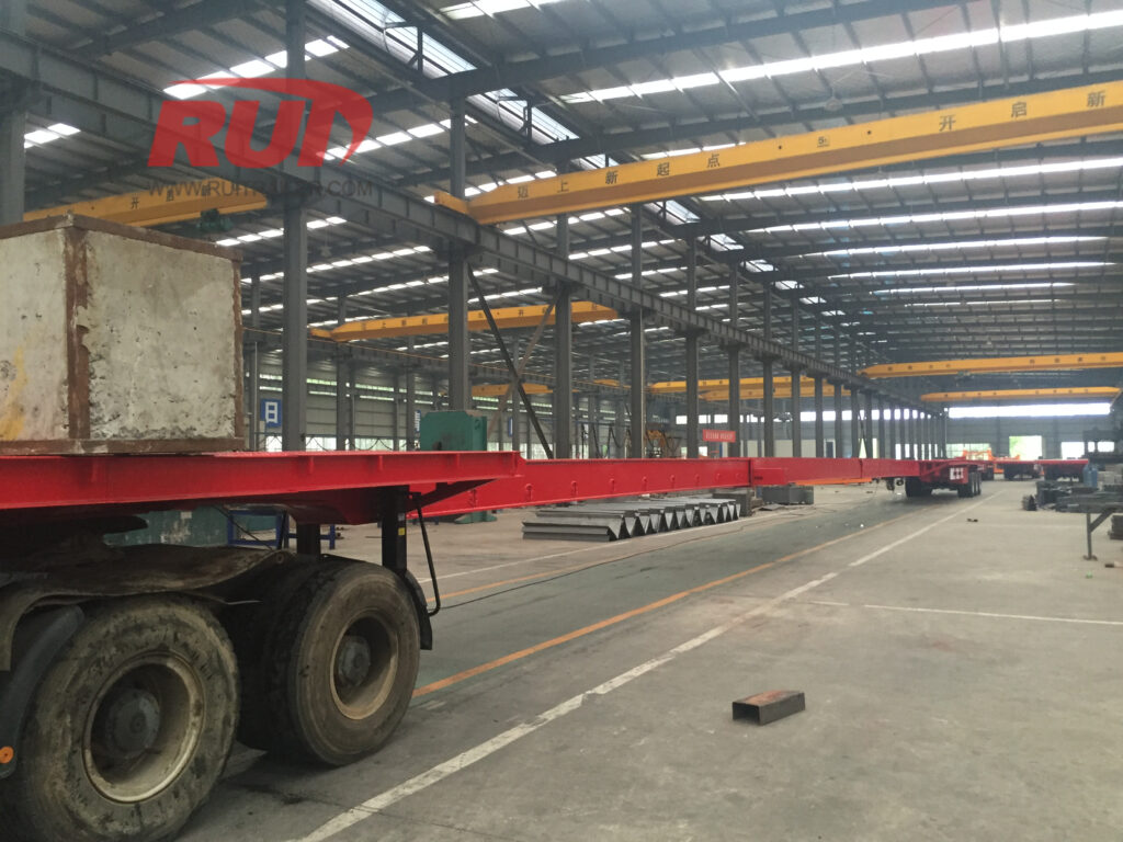 Extendable Trailers and Steerable Axles for Extremely Long Blades