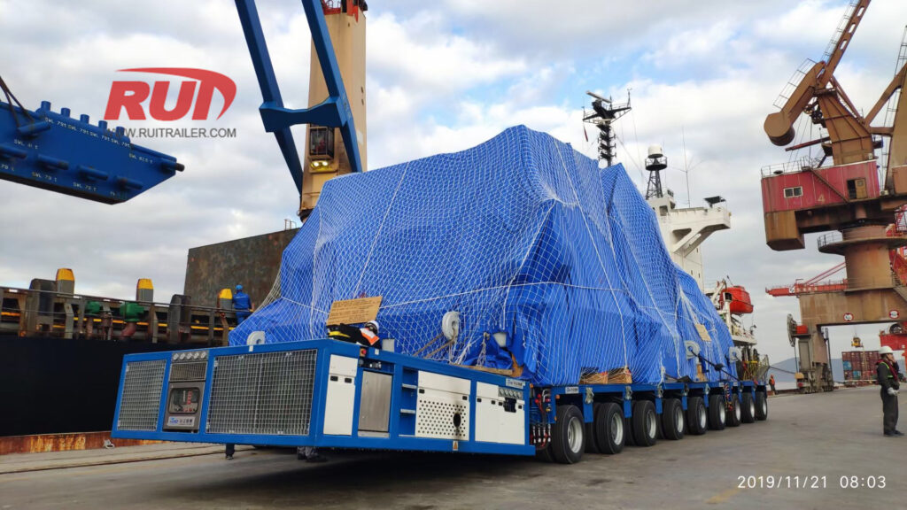 Selbstfahrende modulare Transporter (SPMT) Goldhofer