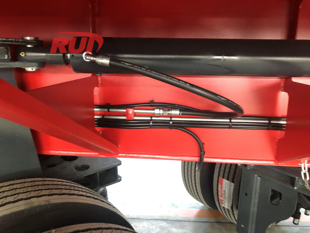 push and pull steering cylinder wind blade trailer