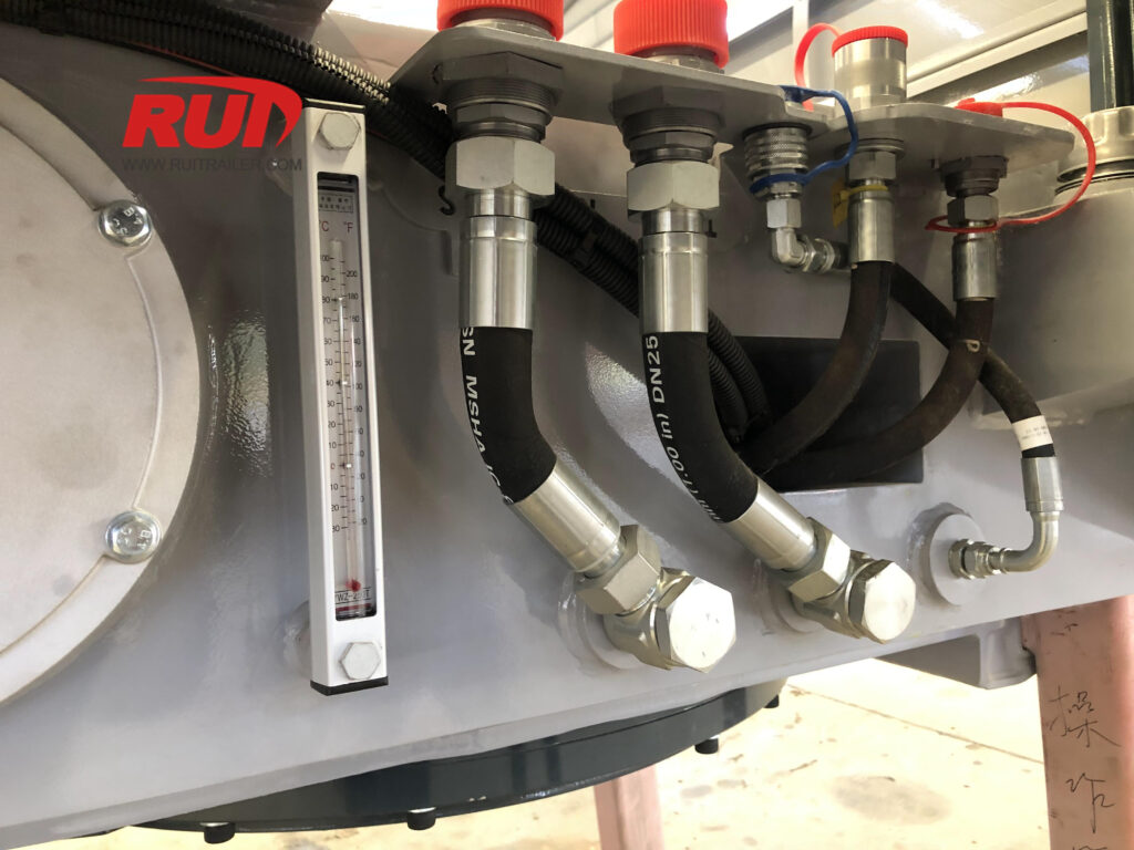 goldhofer modular trailer gooseneck oil tank