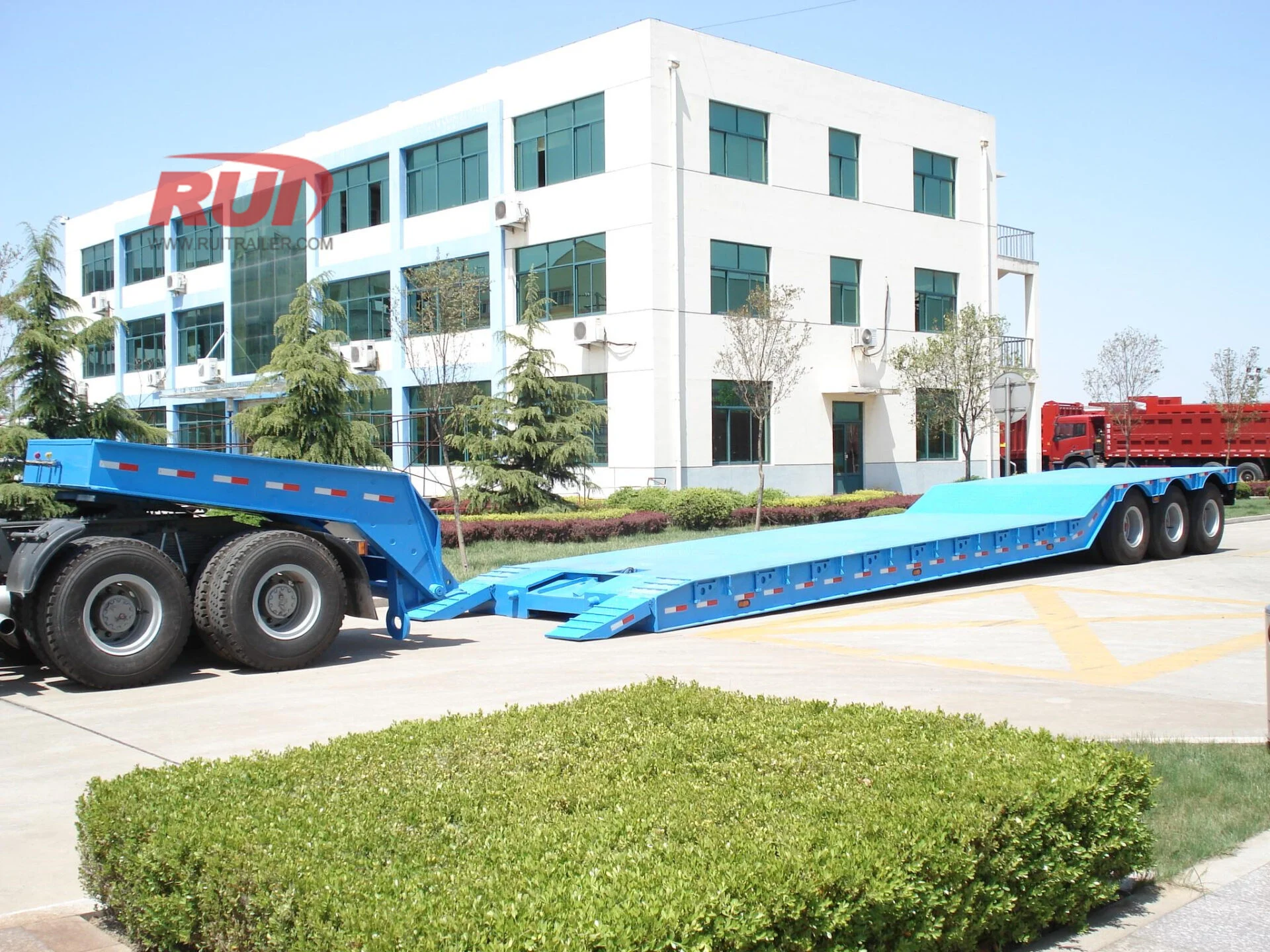 Excavator Transporting with RUITRAILER