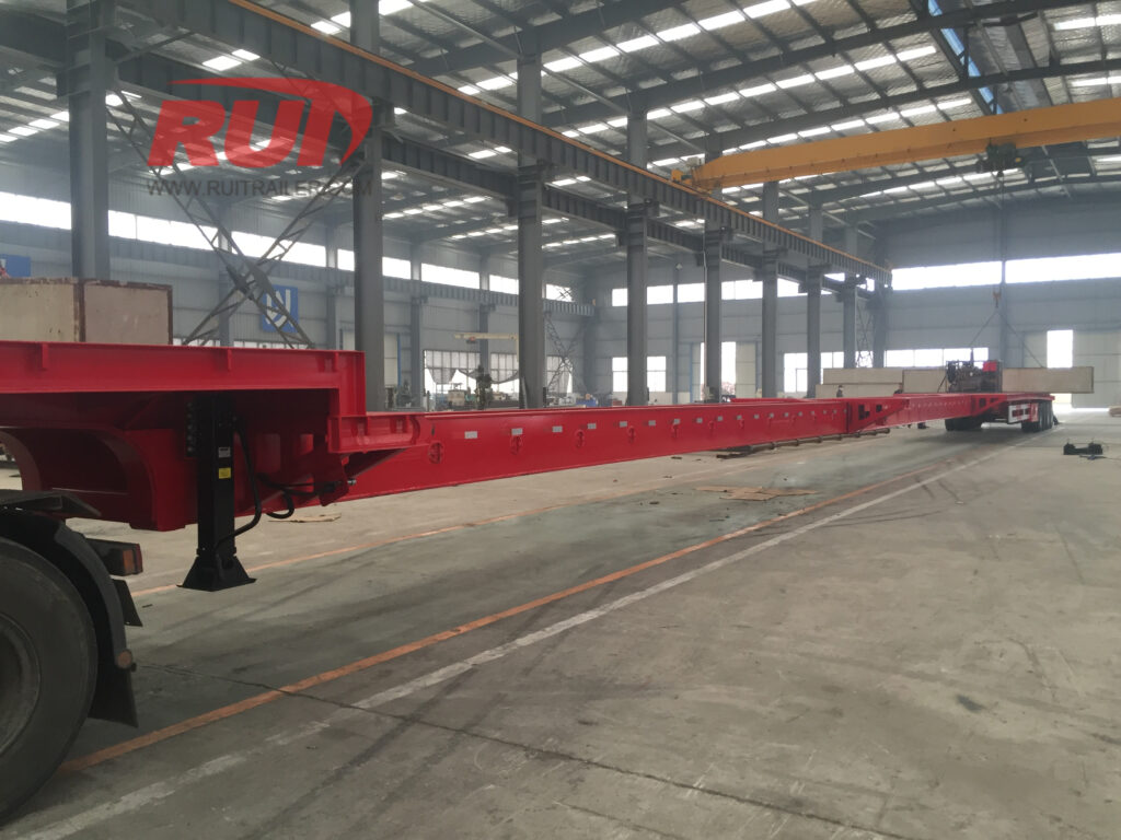 Heavy-duty wind turbine blade transport trailer by RUITRAILER