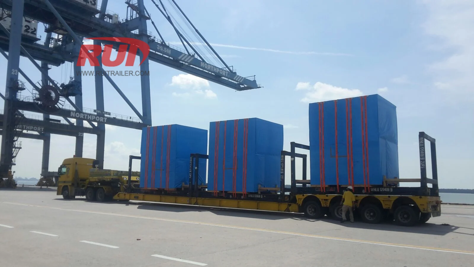 Büyük ekipman taşımak için çok dingilli hidrolik römork