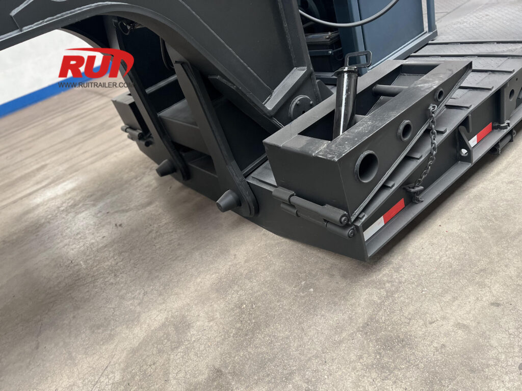 removable gooseneck trailer loading ramp