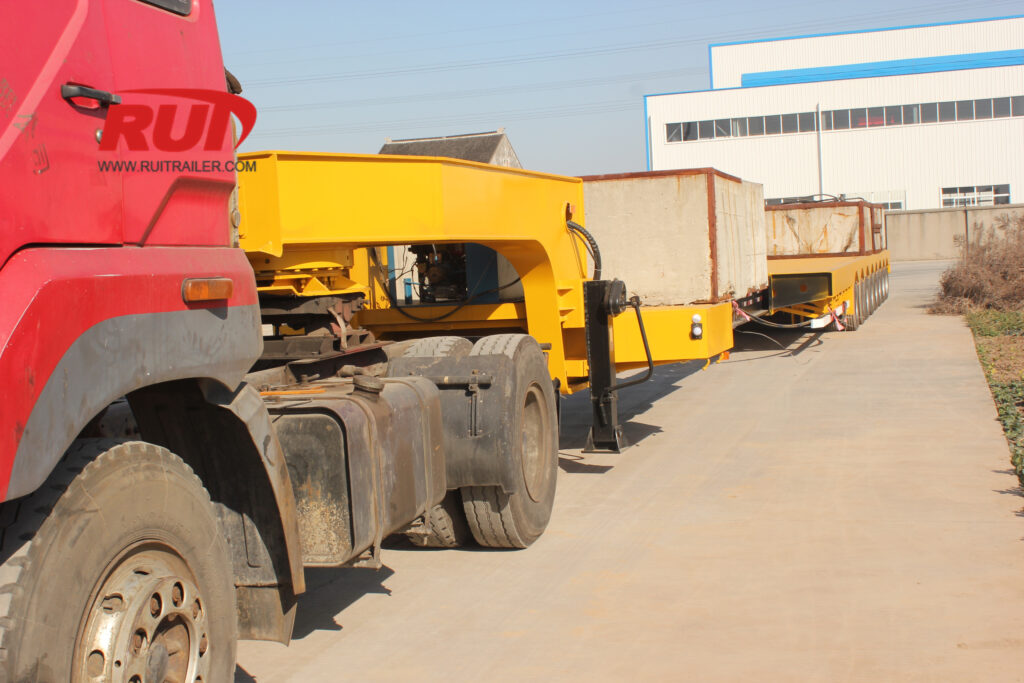 نقل المعدات الثقيلة عبر المقطورة