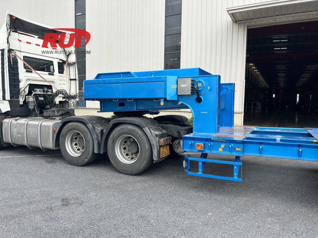 مقطورة منخفضة الارتفاع ذات عنق الزجاجة