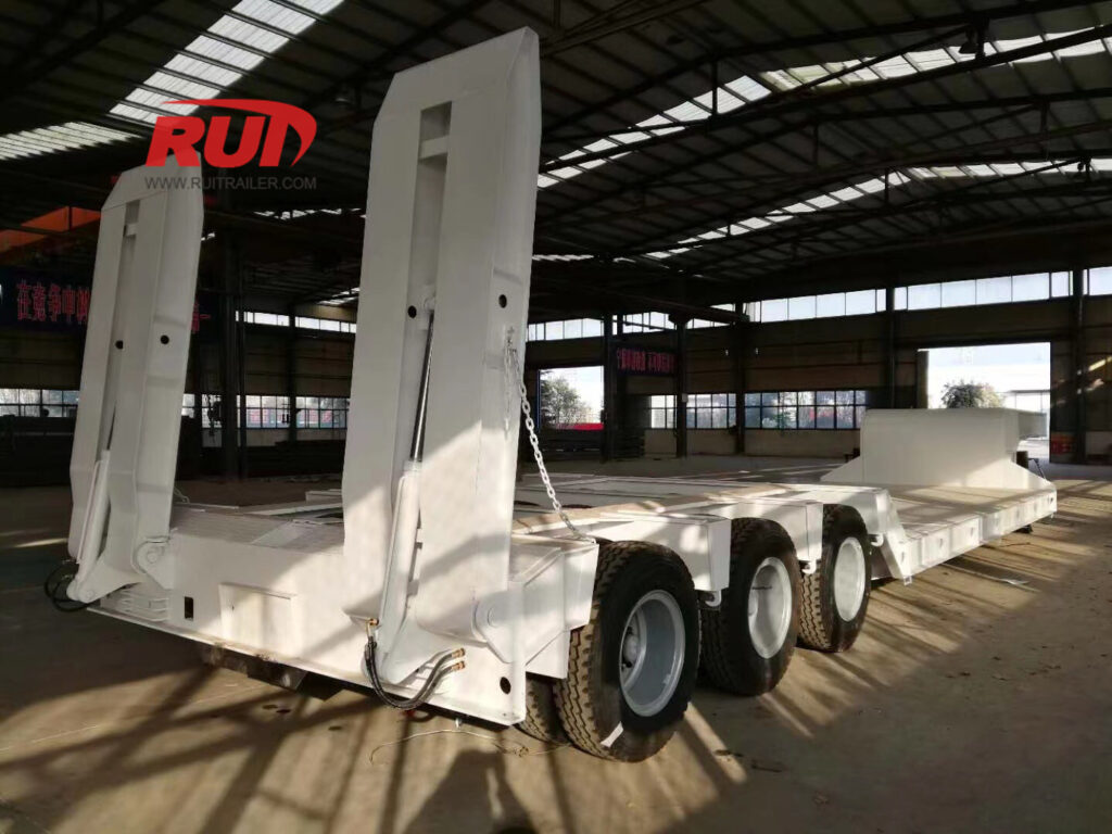 مقطورة ذات سرير منخفض