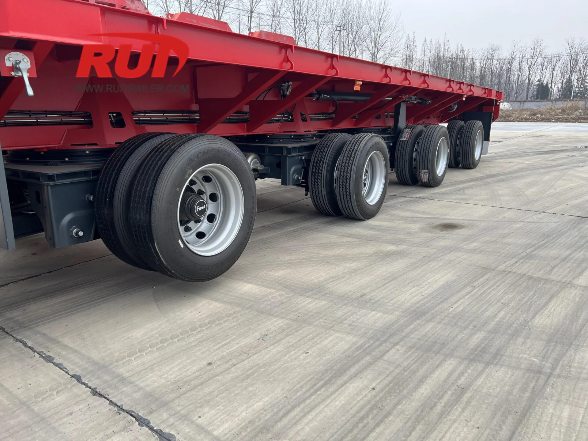 Low ground pressure trailer design