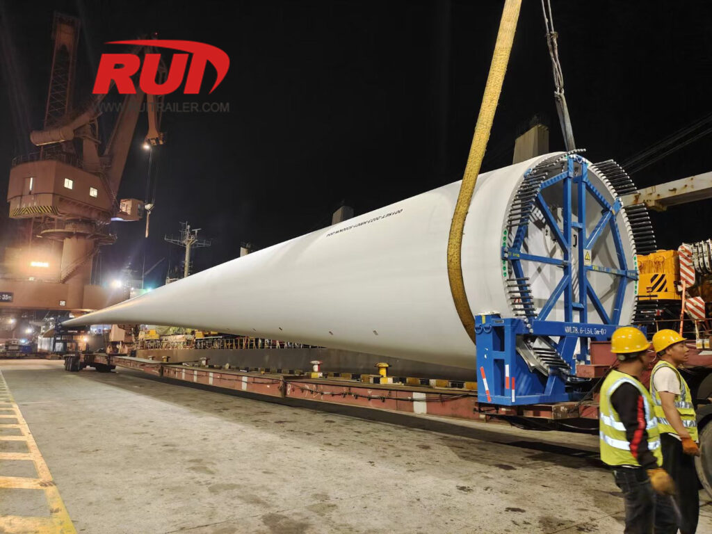 Structural components of a wind blade carrier trailer