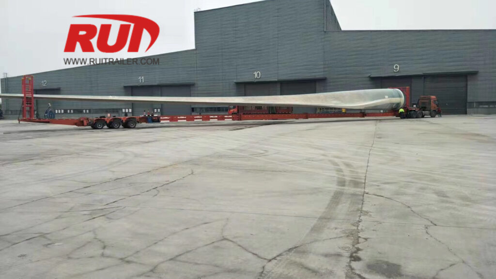Wind turbine blade transport